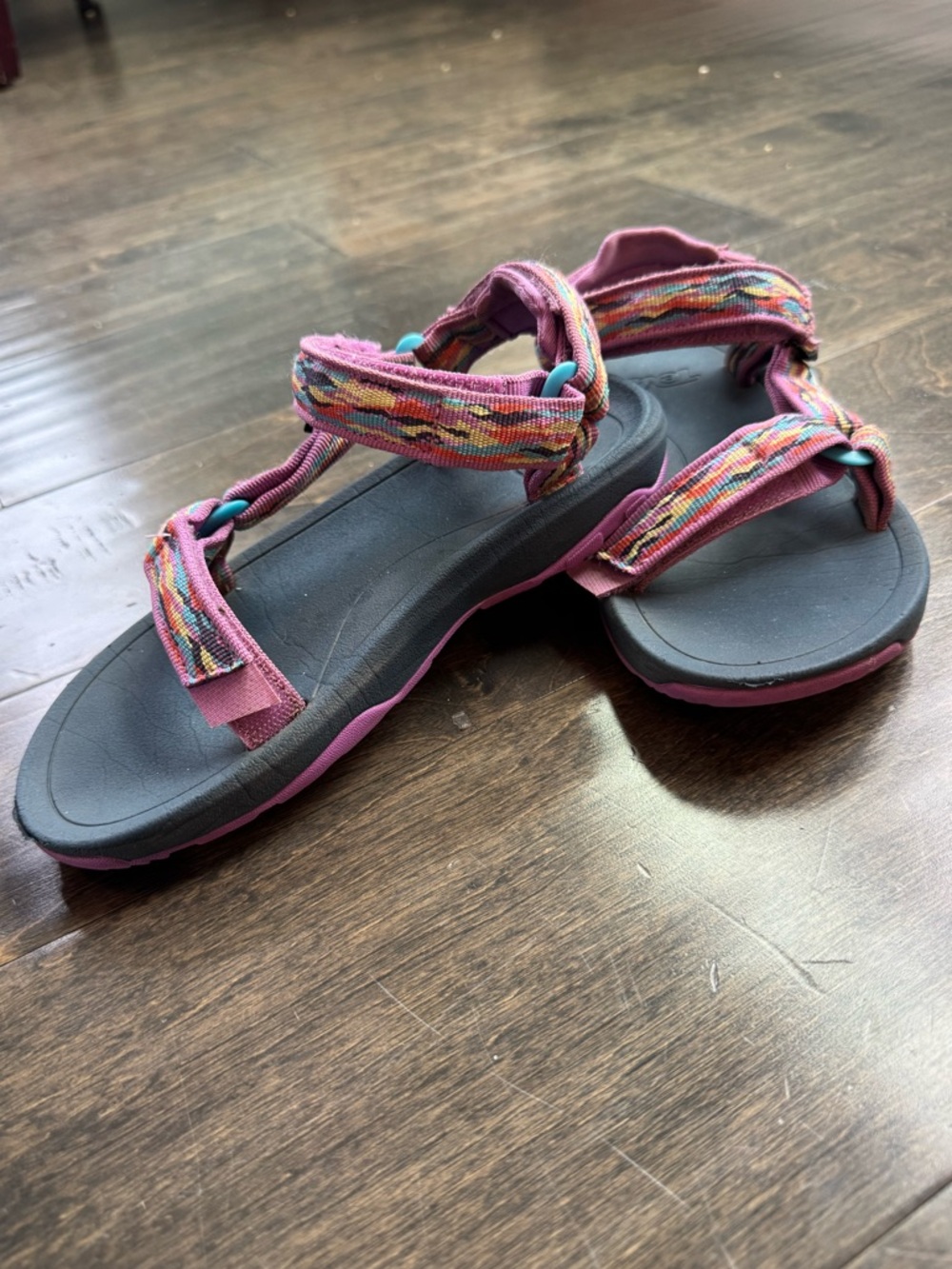Girls Teva Hurricane XLT